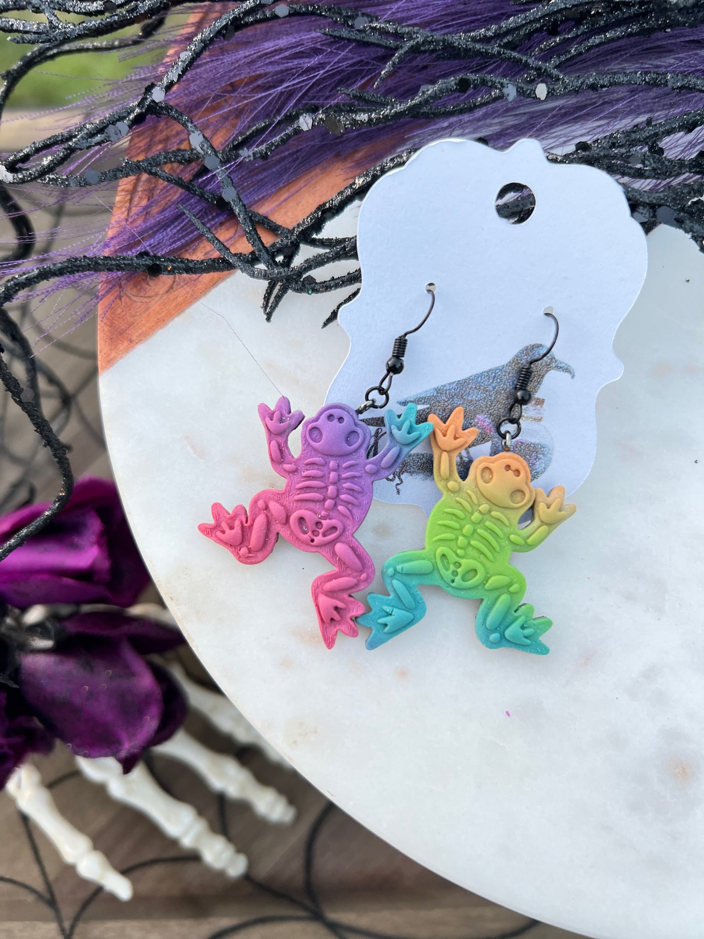 Ombre Skeleton Frogs